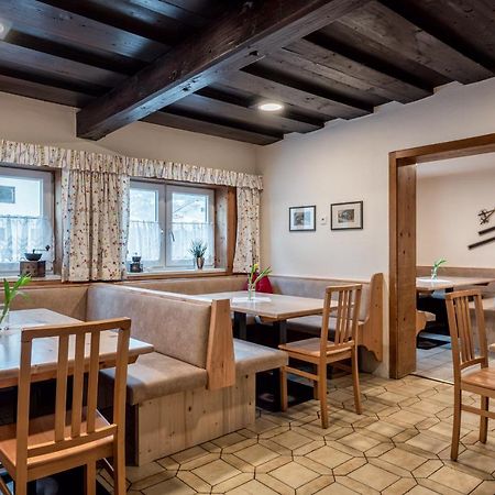 Alpenhostel "Das Besenhaus" Altenmarkt im Pongau Kültér fotó