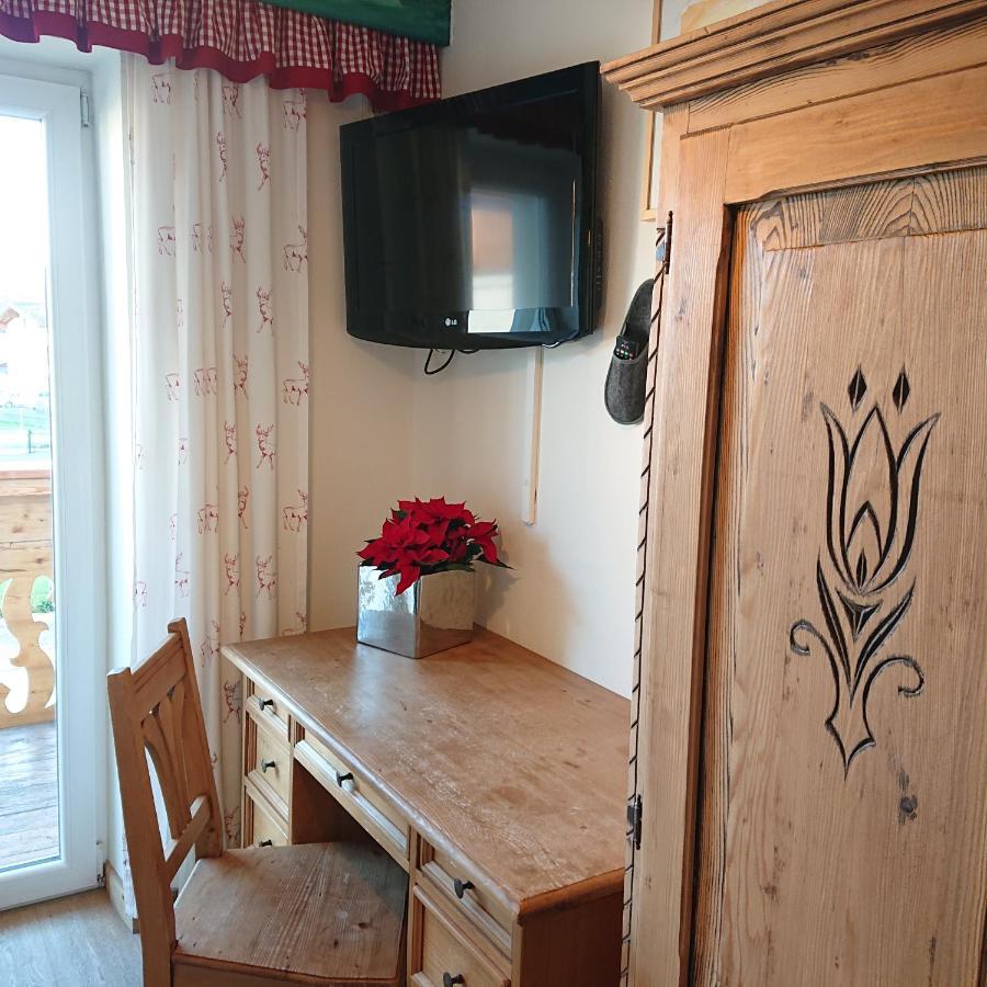 Alpenhostel "Das Besenhaus" Altenmarkt im Pongau Kültér fotó