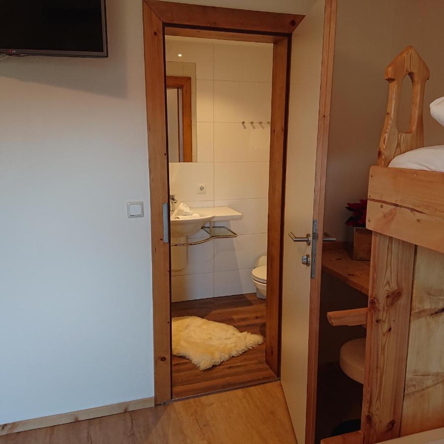 Alpenhostel "Das Besenhaus" Altenmarkt im Pongau Kültér fotó