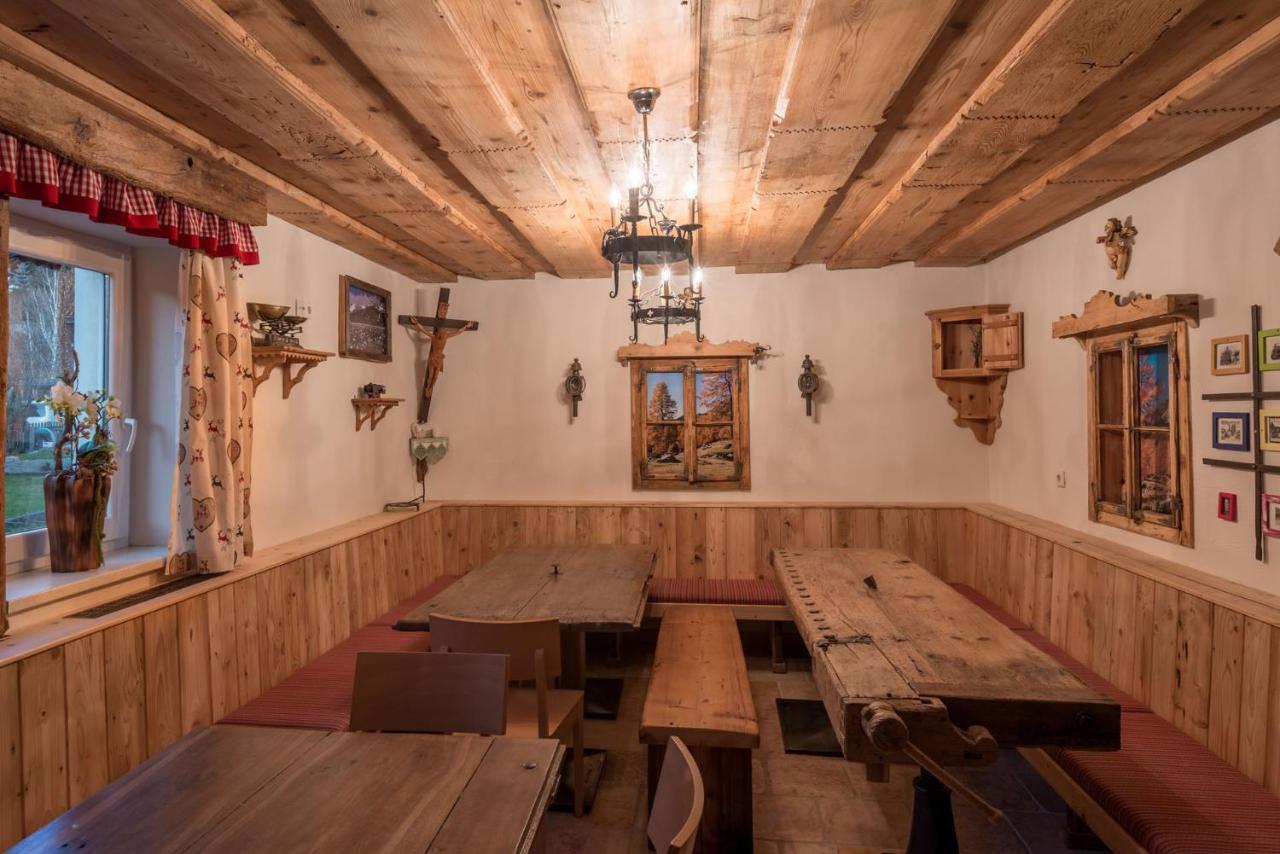 Alpenhostel "Das Besenhaus" Altenmarkt im Pongau Kültér fotó