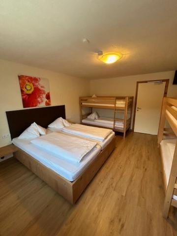 Alpenhostel "Das Besenhaus" Altenmarkt im Pongau Kültér fotó